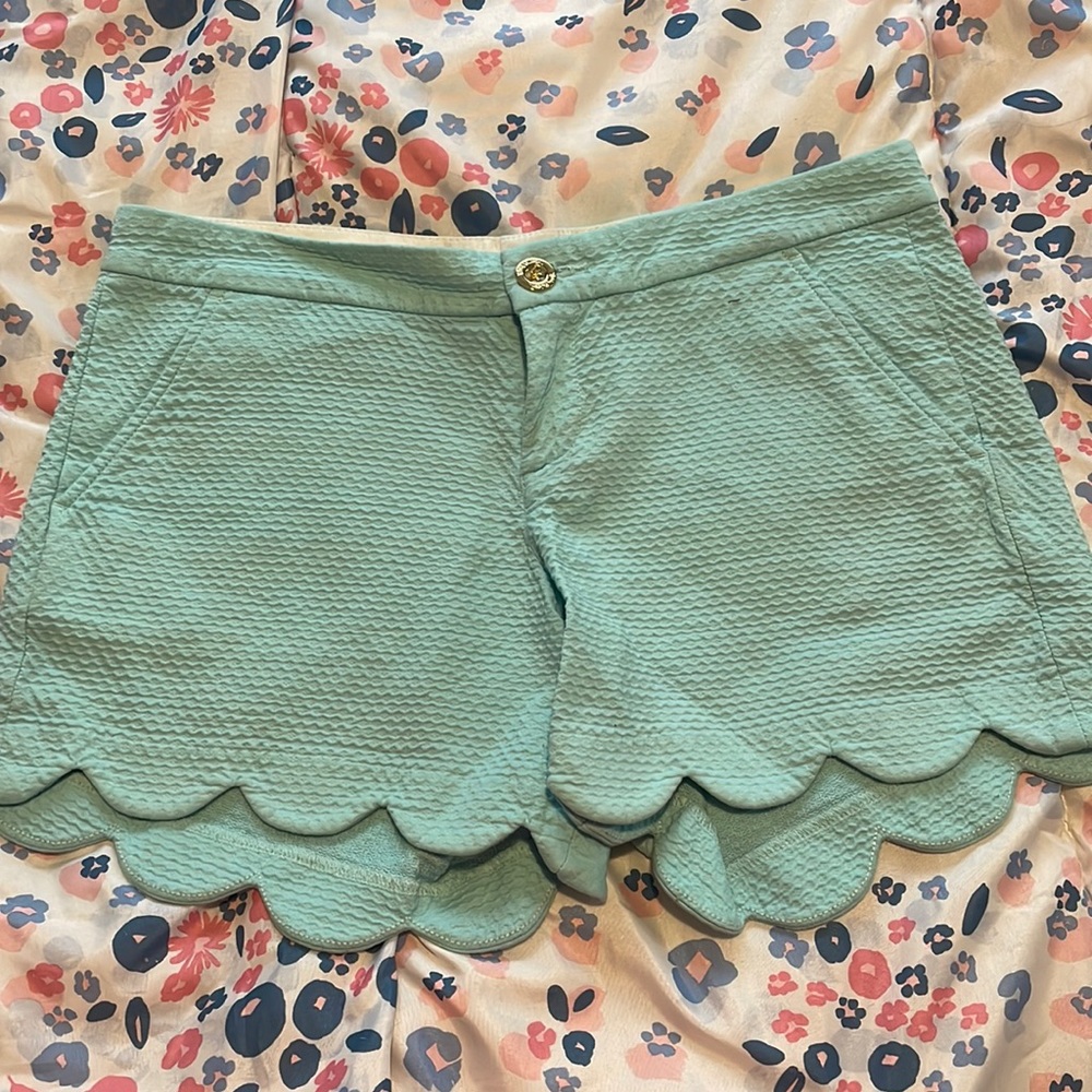 Lilly Pulitzer shorts light blue size 6